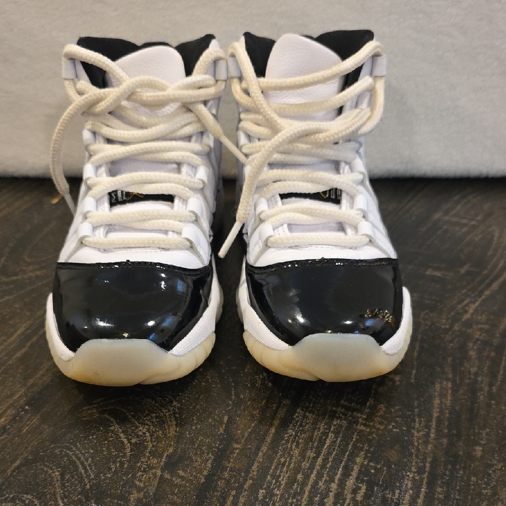 Air Jordan Retro 11 DMP Gratitude